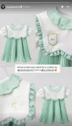 Filhas de Neymar usam vestidos personalizados com assinatura do pai em jogo do Brasil