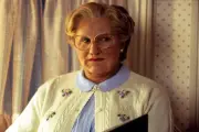 Filho de Robin Williams relembra saídas com o pai fantasiado de babá