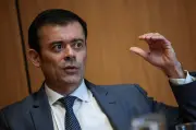 Fim de subsídios a combustíveis se petróleo se estabilizar em US$ 80
