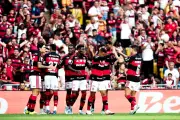 Flamengo se reapresenta e inicia intertemporada em Portugal