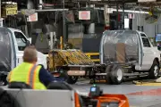 Ford contrata 350 engenheiros veteranos para melhorar qualidade e supera Toyota na JD Power