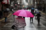 Frente fria avança e semana começa com chuva no Rio Grande do Sul