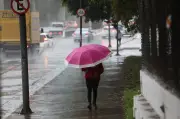 Frente fria chega a São Paulo com chuva e queda de temperatura