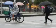Frente fria enfraquece mas ainda traz chuva a SP e Nordeste