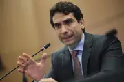 Galípolo alerta: Brasil precisa se integrar a cadeias de IA para crescimento sustentável