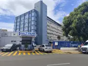Gêmeos nascem antes de chegar ao hospital e precisam de transferência urgente