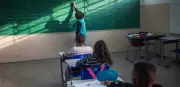 Governo propõe R$280 bi para escolas de tempo integral fora do teto fiscal