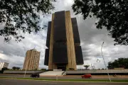 Gravar no texto constitucional que BC deve operar Pix não faz sentido