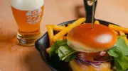 Hambúrguer em Foz do Iguaçu: rota gastronômica imperdível