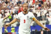 Harry Kane se isola como maior artilheiro de pênaltis em Copas