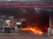 Homem ateia fogo em posto no Rio após reclamação sobre combustível