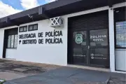 Homem é esfaqueado pelas costas em Corumbá; suspeito foge
