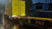 Homem é preso com caminhonete furtada na Via Dutra em Barra Mansa
