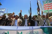 Houthis ameaçam bloquear navegação israelense no Mar Vermelho