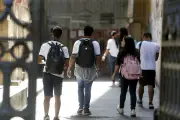 IBGE: Acesso ao ensino médio melhora, mas permanência ainda é desafio