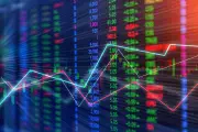 Ibovespa cai abaixo de 170 mil pontos com Petrobras e varejo fraco