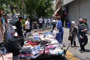Iranianos vivem incerteza entre ameaças de guerra e promessas de paz