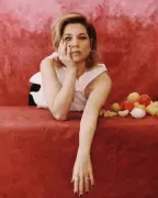 Isabel Teixeira: 'A partir de certa idade, nos tornamos sábias, feiticeiras'