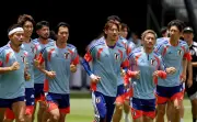 Japão enfrenta Brasil nas oitavas com influência histórica do futebol brasileiro