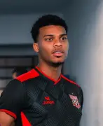 Jogador do Paulista de Jundiaí sofre parada cardíaca em treino