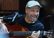 João Bosco celebra 80 anos com álbum 'Horda' ao lado da NDR BigBand