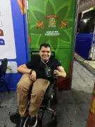Jornalista cadeirante destaca representatividade e desafios na cobertura do São João 2026