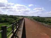 Jovem morre em rope jump após corda ser esquecida no chão