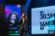 Juliette encerra NEON 2026 em Maceió com palestra sobre responsabilidade
