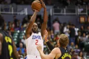 Kawhi Leonard deixa Clippers e retorna ao Toronto Raptors em troca