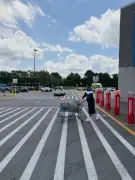 Lamine Yamal faz compras em supermercado nos EUA sem ser reconhecido