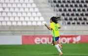 Lei sanciona Copa Feminina 2027 e premia ex-jogadoras do Brasil