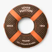 Louis Vuitton lança boia inflável de luxo por mais de R$ 22 mil
