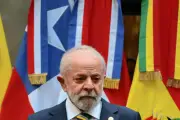 Lula chega ao Paraguai para cúpula do Mercosul em cenário político desfavorável