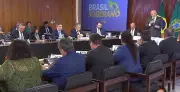 Lula critica tratamento dos EUA e defende soberania em reunião ministerial