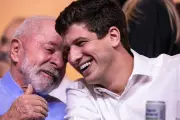 Lula grava vídeo e reafirma apoio a João Campos em PE