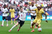 Manchester City fecha contratação recorde de Elliot Anderson por R$ 790 milhões