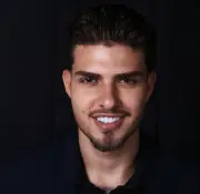 Marcello Cabral: 20 anos e sócio de rede gastronômica no Rio