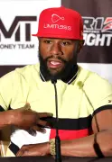 Mayweather é acusado de fraude e roubo por relógio de luxo
