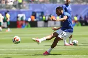 Mbappé marca e se aproxima do recorde de gols em Copas do Mundo