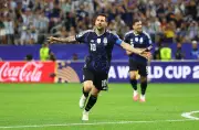 Messi marca, quebra recordes e Argentina vence Jordânia na Copa