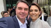 Michelle Bolsonaro expõe briga com Flávio e fala em humilhação