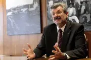 Ministro do STJ afastado recebe R$ 100 mil e é alvo de processo por assédio