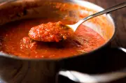 Molho de tomate com beterraba: receita saudável e saborosa