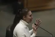 Monique Medeiros nega alerta de babá sobre agressões a Henry Borel