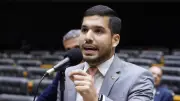 Moraes arquiva inquérito contra deputado André Fernandes por atos golpistas