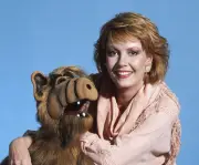 Morre Anne Schedeen, estrela de 'ALF' e ícone da TV
