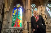 Morre David Hockney, mestre das cores vibrantes, aos 88 anos