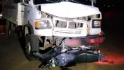 Motociclista inabilitado morre em batida frontal com caminhão em MG