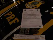Motorista flagrado dirigindo rodotrem por 24 horas e com maconha em MG