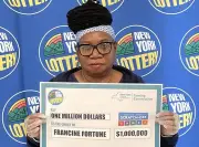 Mulher com sobrenome 'Fortune' ganha US$ 1 milhão em raspadinha em NY
